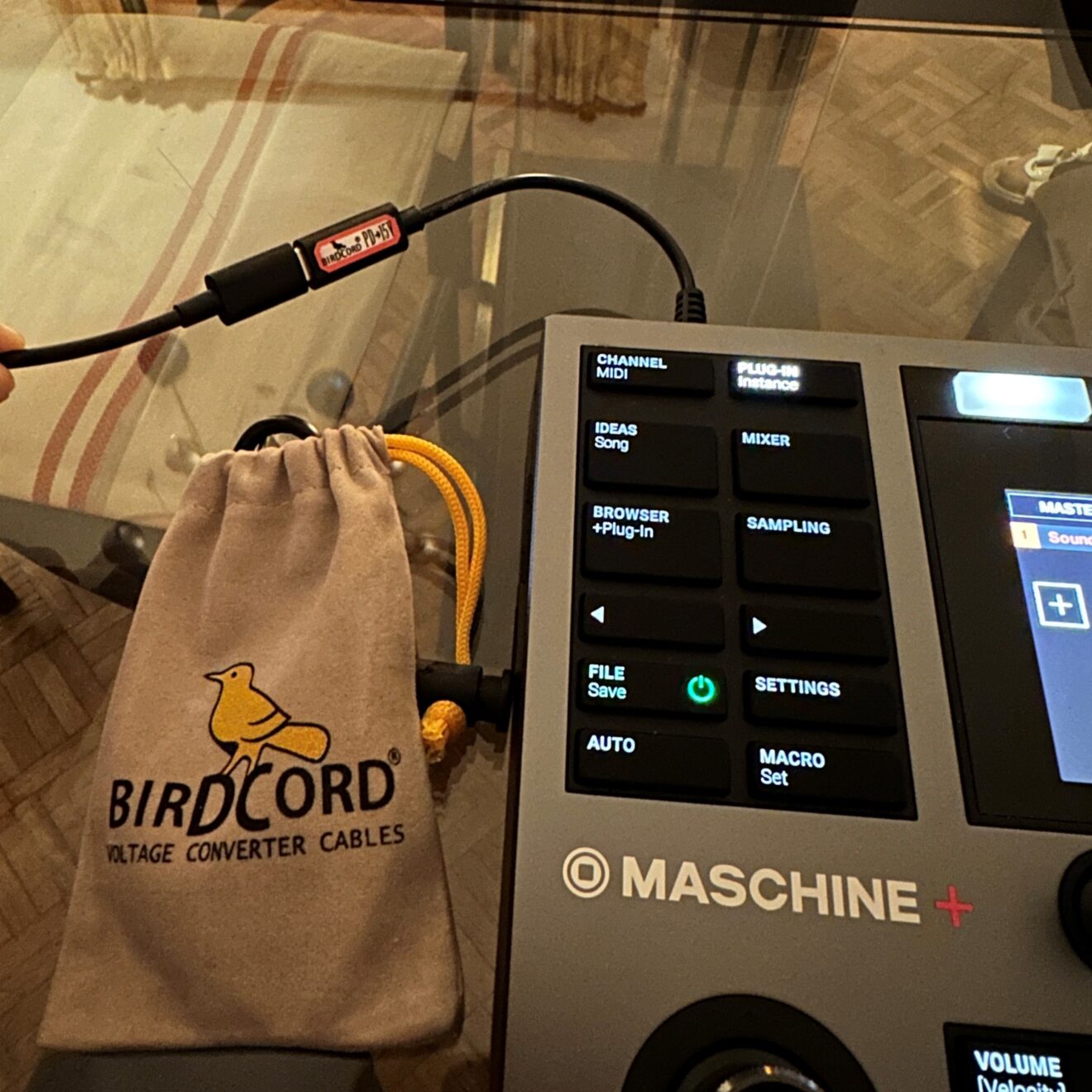 maschine plus maschine+ usb power delivery pd birdcord songbird fx pd15v 15v portable